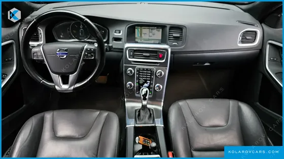 VOLVO S60 D4