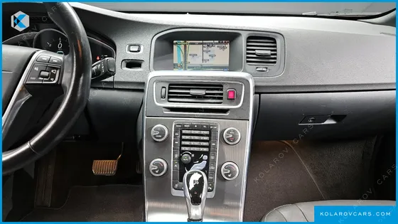 VOLVO S60 D4