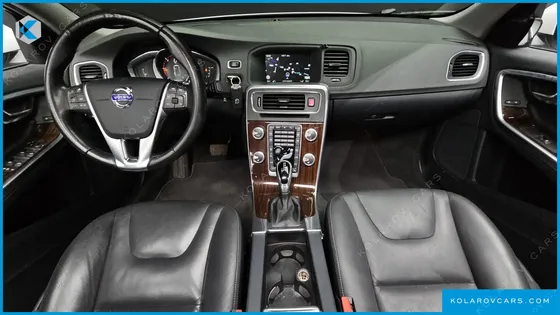 VOLVO S60 D4