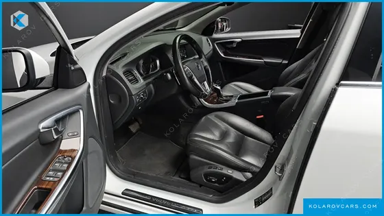 VOLVO S60 D4