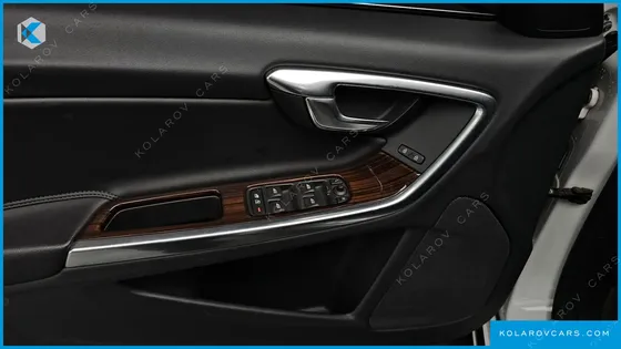 VOLVO S60 D4