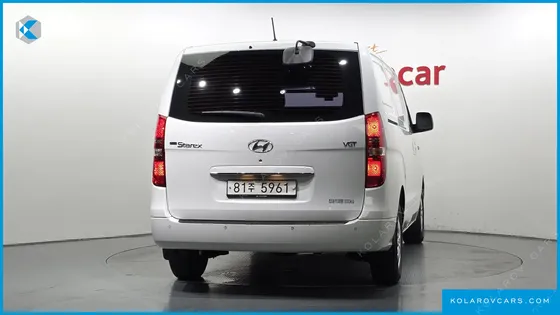 HYUNDAI STAREX 3-SEATER VAN