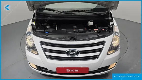 HYUNDAI STAREX 3-SEATER VAN