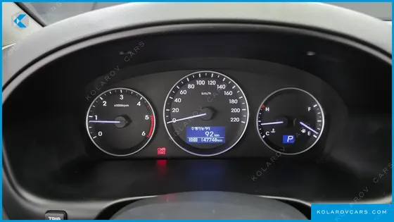 HYUNDAI STAREX 3-SEATER VAN