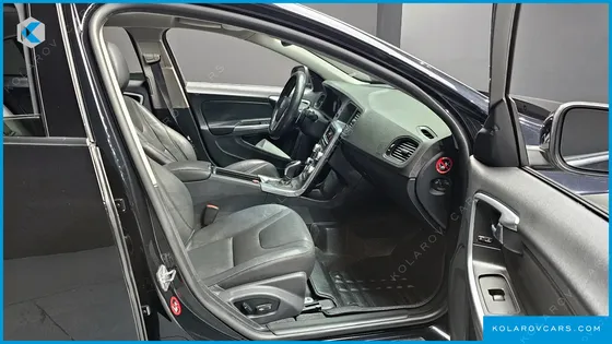 VOLVO S60 D2