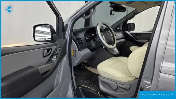 HYUNDAI STAREX 4WD CAMPING CAR