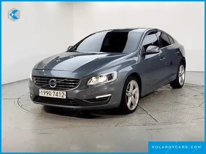 VOLVO S60 D4