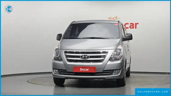 HYUNDAI STAREX 12-SEATER WAGON
