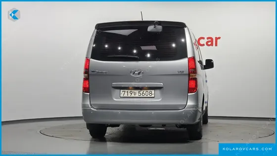 HYUNDAI STAREX 12-SEATER WAGON