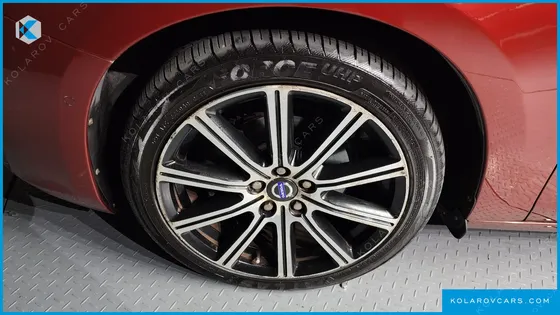 VOLVO S60 T5