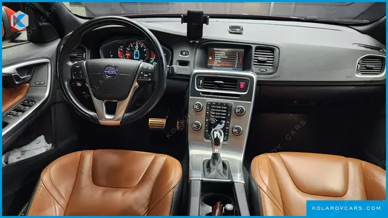 VOLVO S60 T5