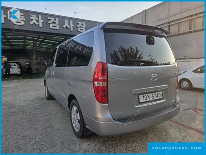 HYUNDAI STAREX 4WD 12-SEATER WAGON