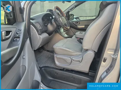 HYUNDAI STAREX 4WD 12-SEATER WAGON