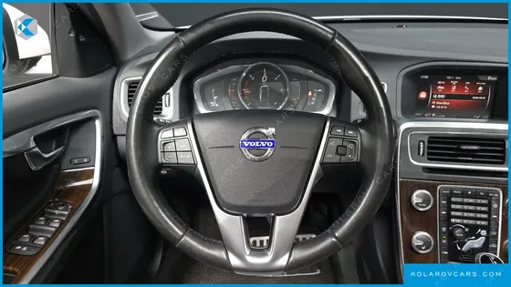 VOLVO S60 D3