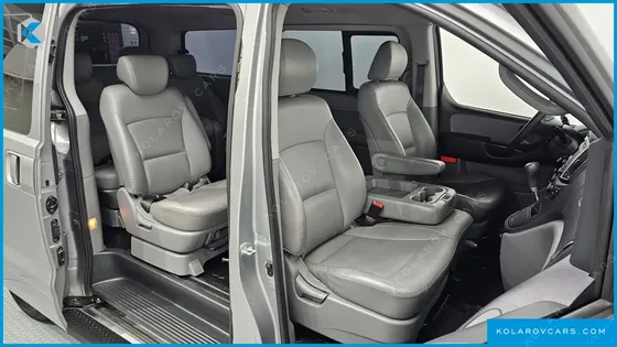 HYUNDAI STAREX 12-SEATER WAGON