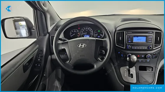 HYUNDAI STAREX 12-SEATER WAGON