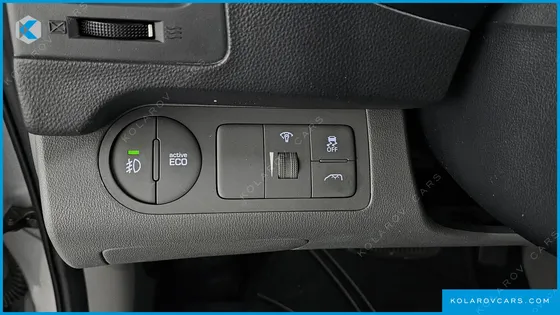 HYUNDAI STAREX 12-SEATER WAGON
