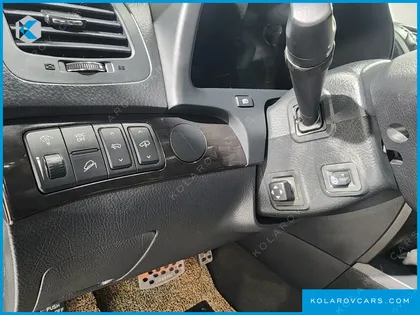 KIA MOHAVE 2WD KV 300