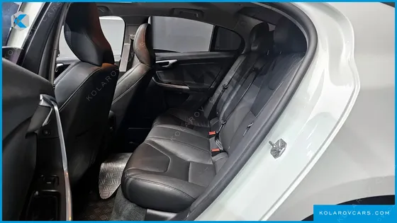 VOLVO S60 D2