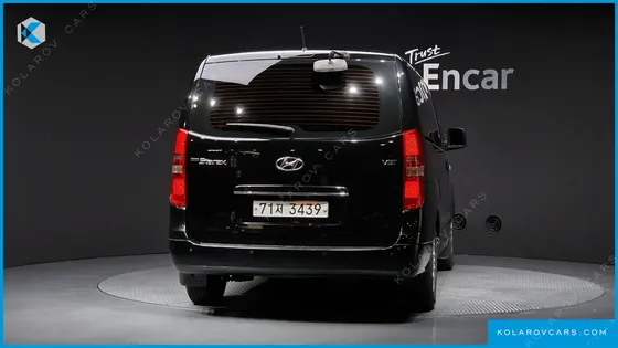HYUNDAI STAREX 12-SEATER WAGON