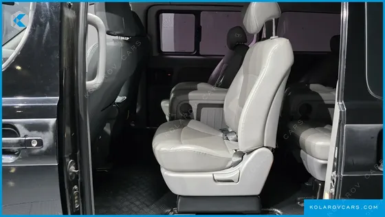 HYUNDAI STAREX 12-SEATER WAGON