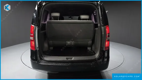 HYUNDAI STAREX 12-SEATER WAGON