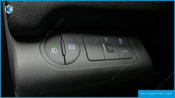 HYUNDAI STAREX 12-SEATER WAGON