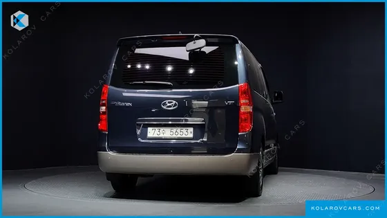 HYUNDAI STAREX 11-SEATER WAGON