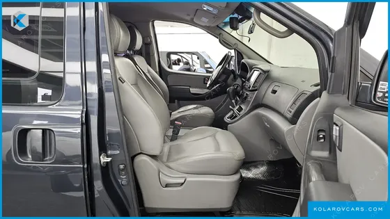 HYUNDAI STAREX 11-SEATER WAGON