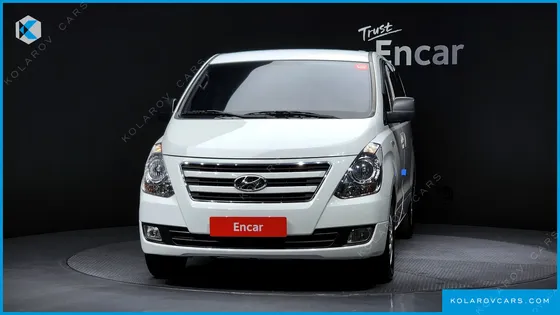 HYUNDAI STAREX 12-SEATER WAGON