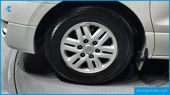 HYUNDAI STAREX 12-SEATER WAGON