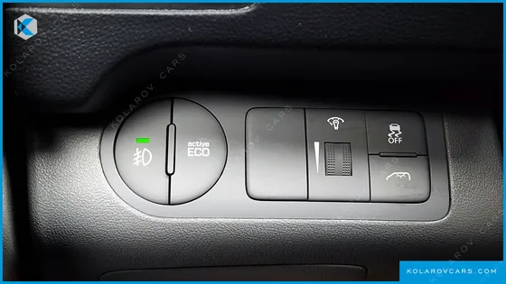 HYUNDAI STAREX 12-SEATER WAGON