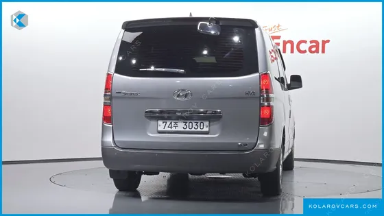 HYUNDAI STAREX 11-SEATER WAGON HVX