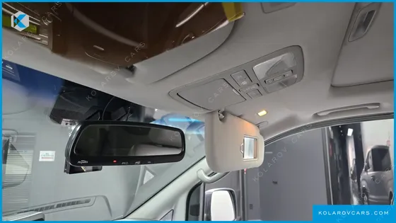 HYUNDAI STAREX 11-SEATER WAGON HVX
