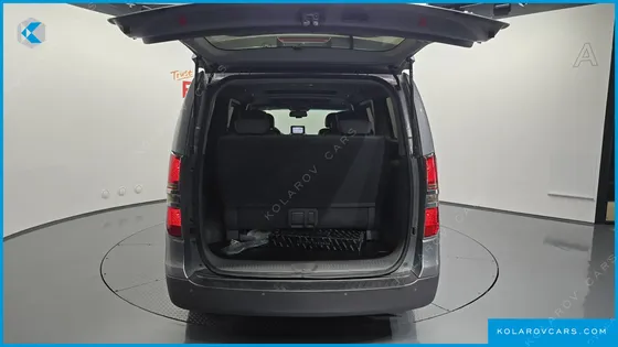 HYUNDAI STAREX 11-SEATER WAGON HVX