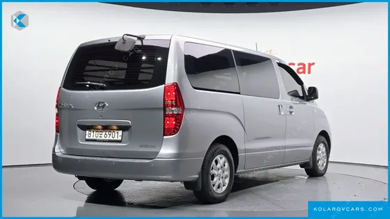 HYUNDAI STAREX 3-SEATER VAN