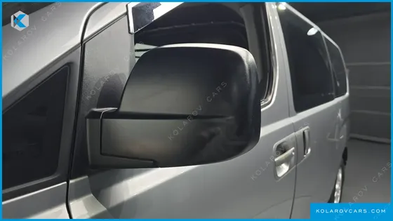 HYUNDAI STAREX 3-SEATER VAN