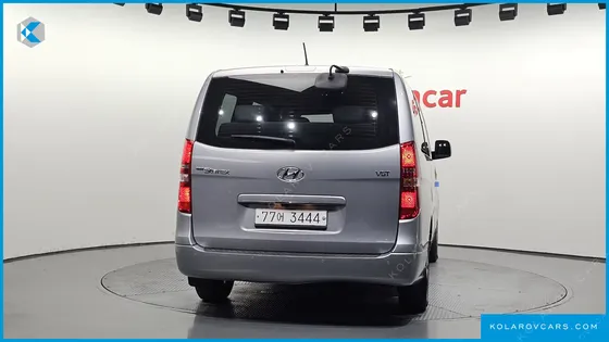 HYUNDAI STAREX 12-SEATER WAGON