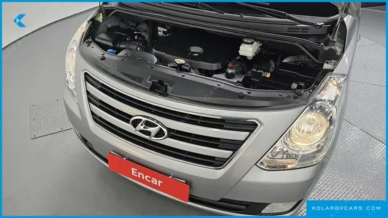 HYUNDAI STAREX 12-SEATER WAGON