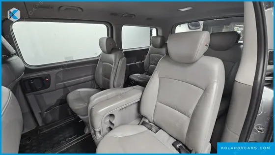 HYUNDAI STAREX 12-SEATER WAGON