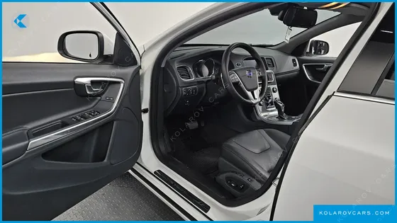 VOLVO S60 D2