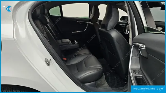 VOLVO S60 D2