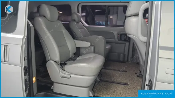 HYUNDAI STAREX 12-SEATER WAGON