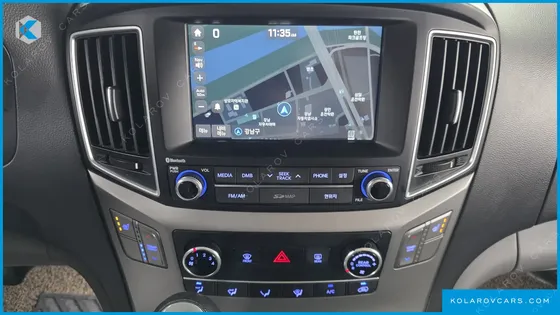 HYUNDAI STAREX 12-SEATER WAGON
