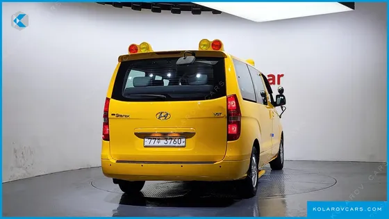 HYUNDAI STAREX GUARD CAR OF CHILDREN