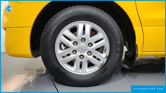HYUNDAI STAREX GUARD CAR OF CHILDREN