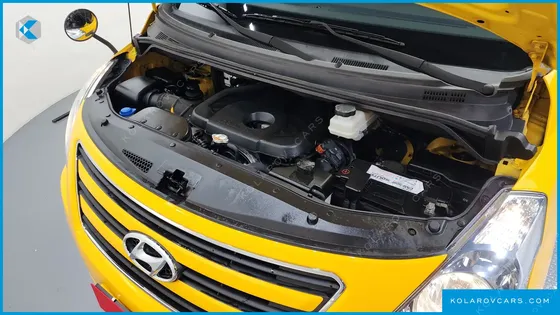 HYUNDAI STAREX GUARD CAR OF CHILDREN
