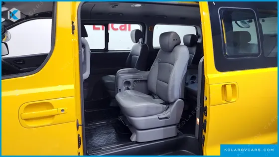HYUNDAI STAREX GUARD CAR OF CHILDREN