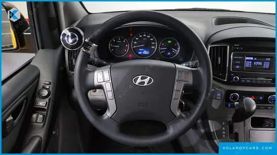 HYUNDAI STAREX GUARD CAR OF CHILDREN