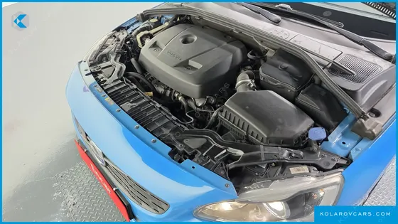 VOLVO S60 T5 R-DESIGN